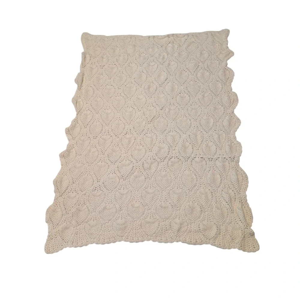 Handmade Crochet Throw Blanket Pineapple Stitch Cream Off White Scalloped 43x60